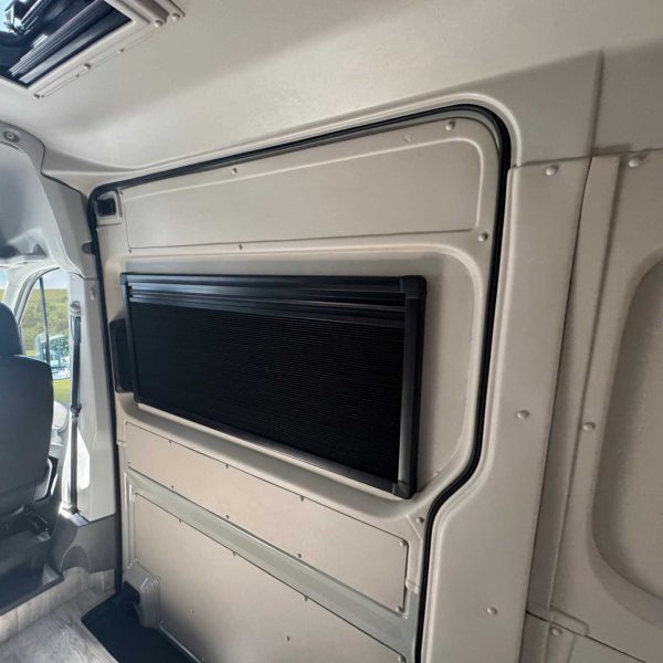 Panel ABS Puerta Corredera MAN TGE o VW Crafter Beige 2018 - actualidad - Imagen 2