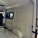 Panel ABS Puerta Corredera MAN TGE o VW Crafter Beige 2018 - actualidad - Imagen 4